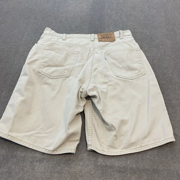 VTG Levis 560 Shorts Mens 34 Fits 33 Loose Denim Tab Made USA 90s Y2K Jean - Picture 1 of 9